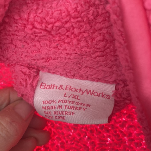 Plush Robe (Bath and Body works) size l/xl - Picture 2 of 3